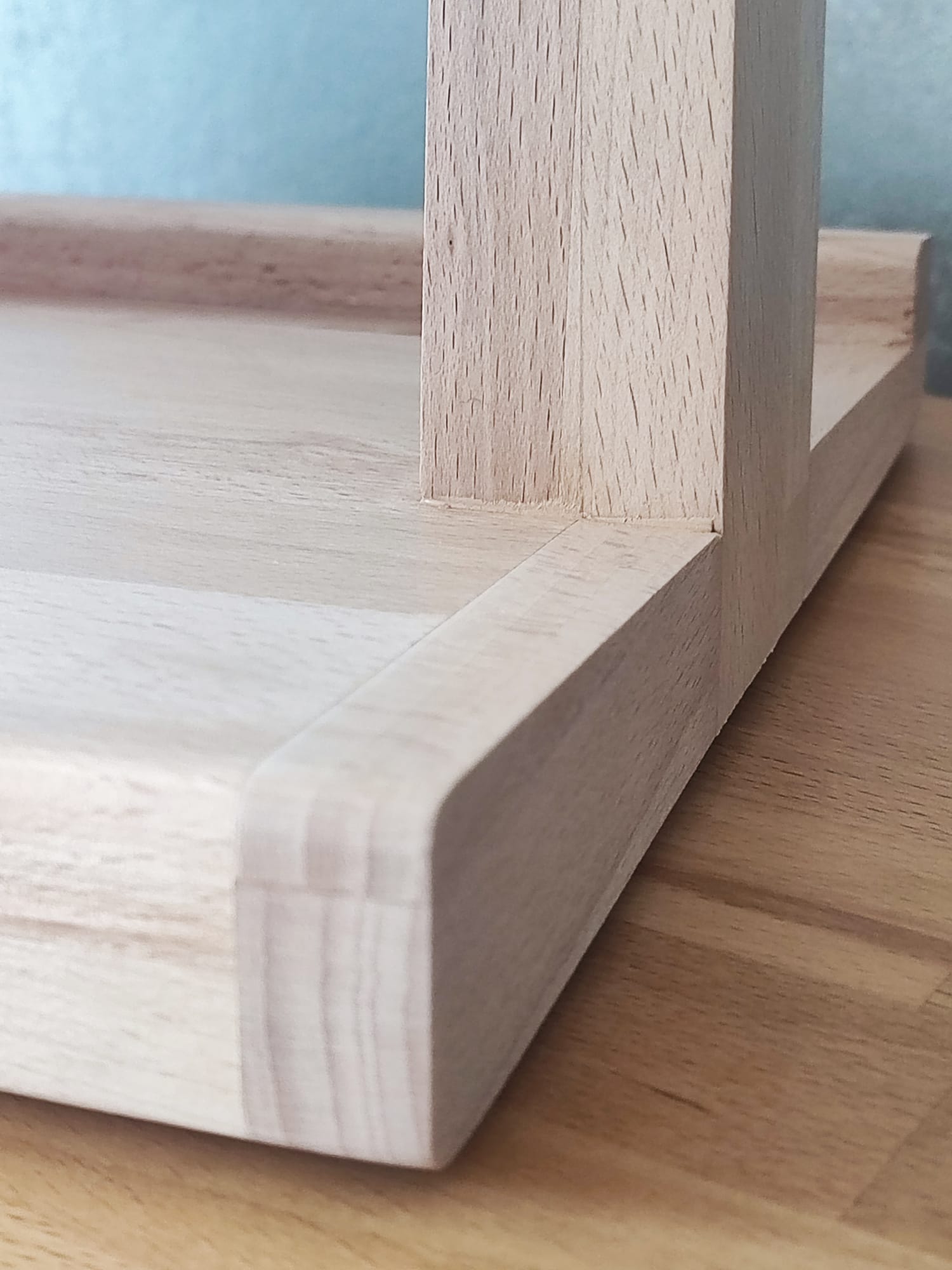 Schallplattenregal FRAME für bis zu 100 Vinylalben. phonotastisch
