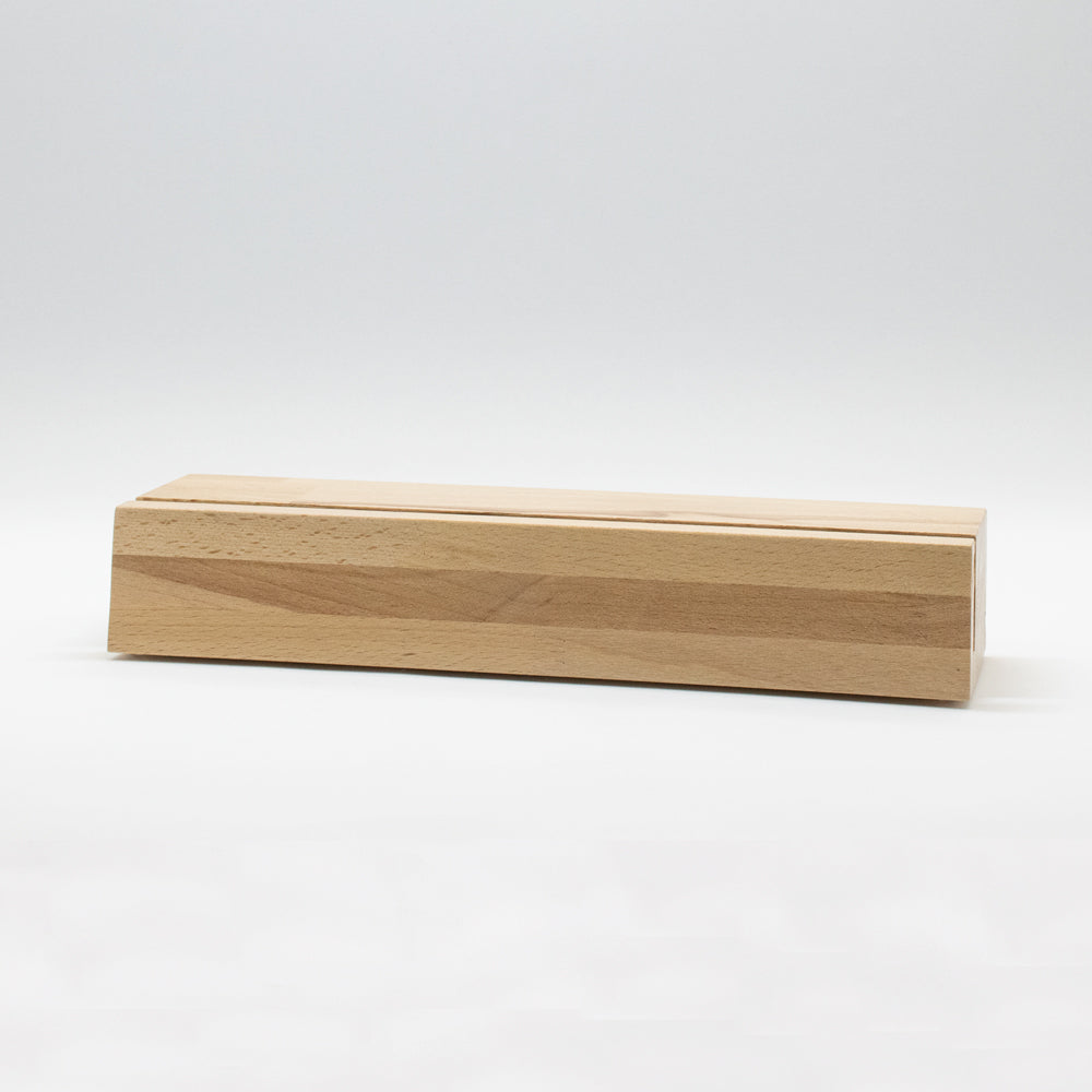 Schallplattenhalter, Vinylhalter, Schallplattenständer für eine Schallplatte aus Massivholz phonotastisch