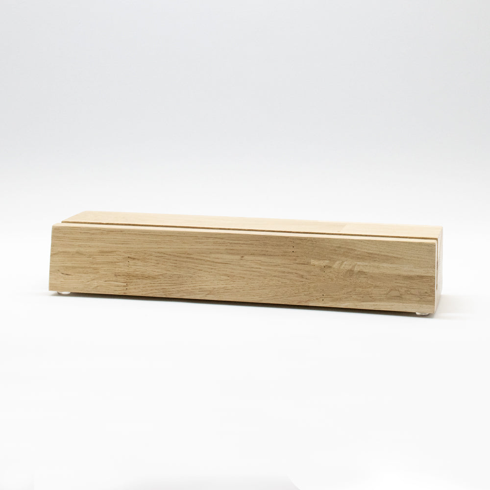 Schallplattenhalter, Vinylhalter, Schallplattenständer für eine Schallplatte aus Massivholz phonotastisch