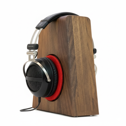 Kopfhörerständer PHONEBLOCK aufliegendem Ohrpolsterschutz und breiter Bügelauflage. phonotastisch