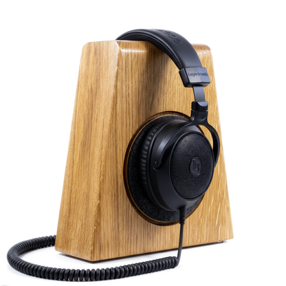Kopfhörerständer aus Massivholz und CleanPad-Konzept für Over-Ear Kopfhörer