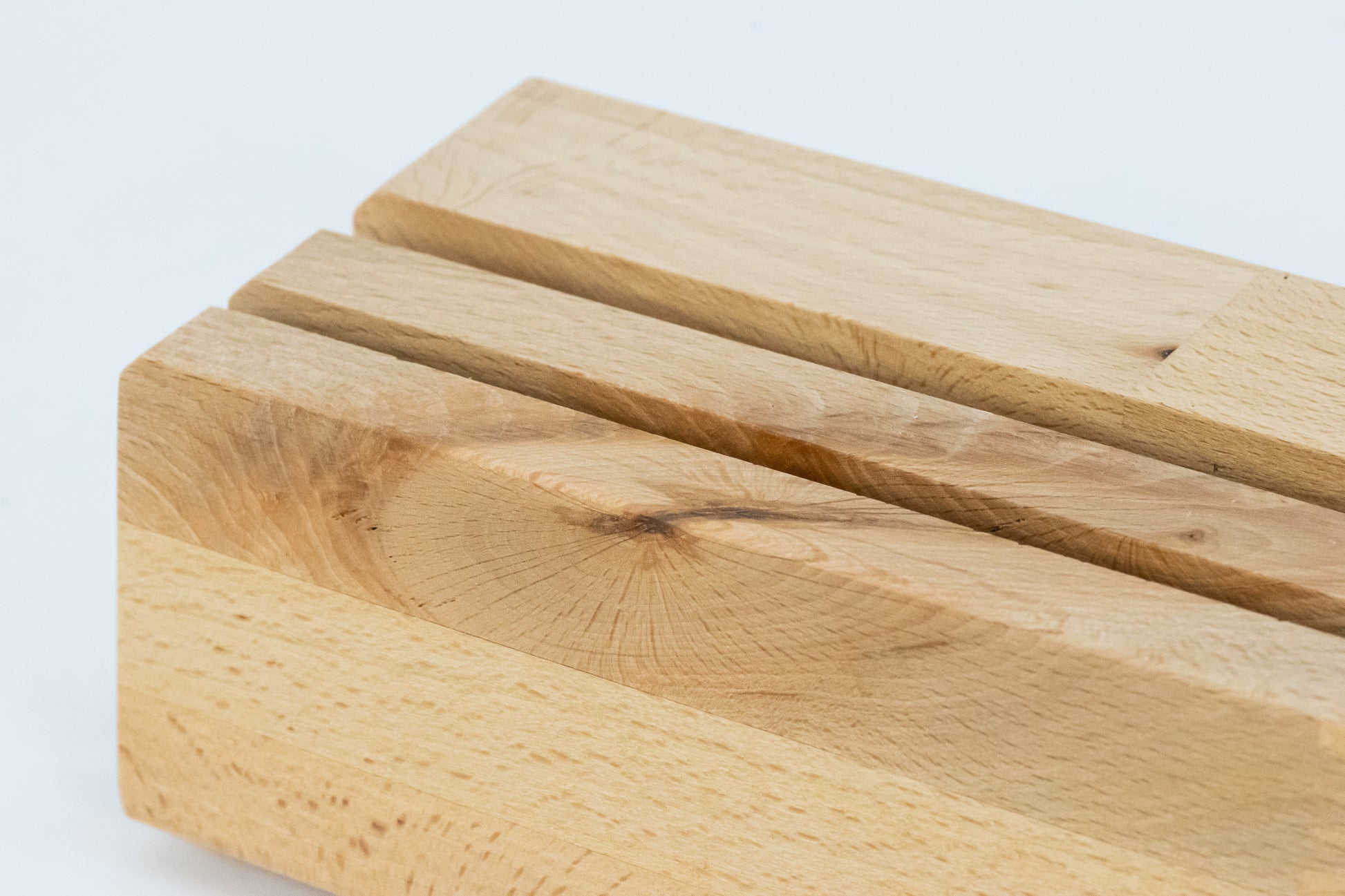  „Dekorativer Vinylhalter aus Holz für Lieblingsalben und Cover“